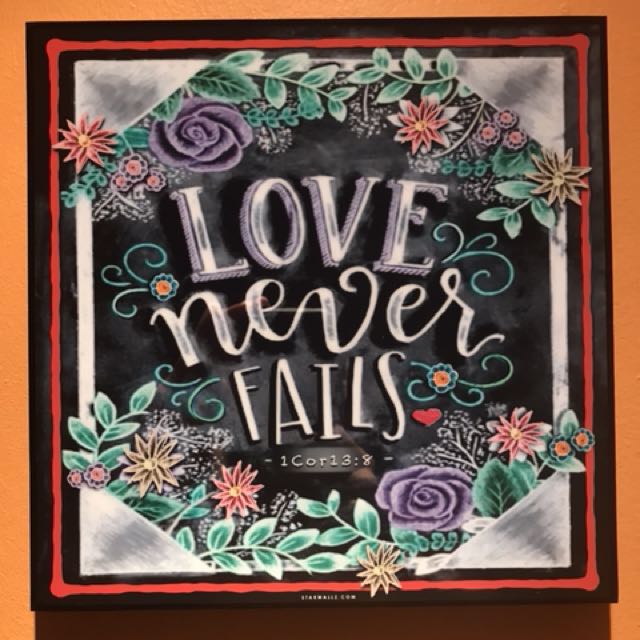Love Never Fails Pop Art Poster Frame Design Craft Photo