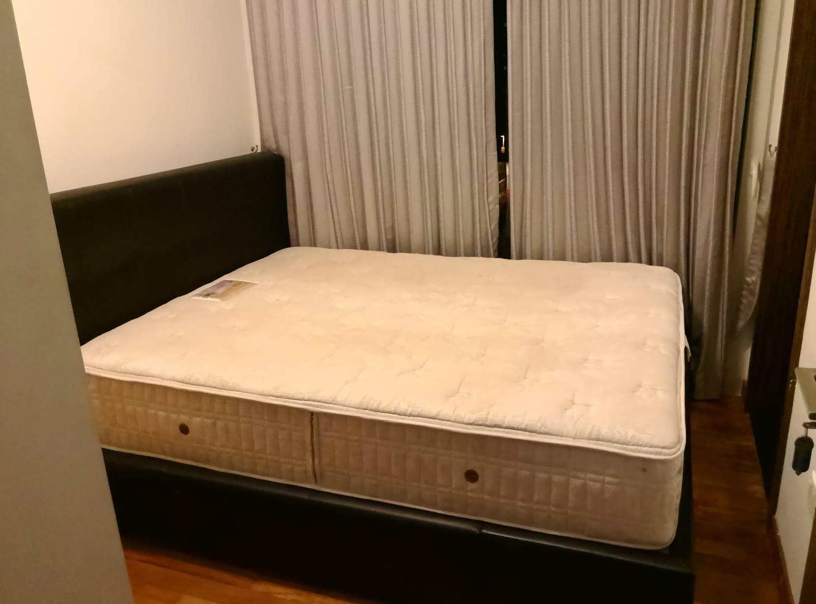 Simmons Mattress Queensize Worth S 4k Furniture Beds