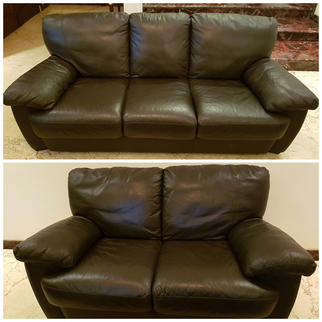Sofa Hitam Kulit Asli 3 Seater 2 Seater Masih Mulus Perabotan Rumah Di Carousell Sofakulitasli.com merupakan produsen sofa kulit asli dengan pengalaman lebih dari 10 tahun. sofa hitam kulit asli 3 seater 2 seater masih mulus