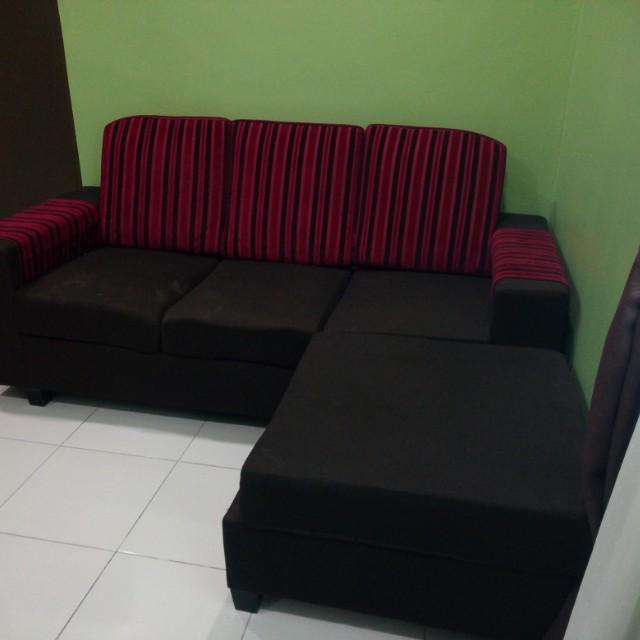 Sofa L shape untuk dijual., Furniture & Home Living, Furniture, Sofas