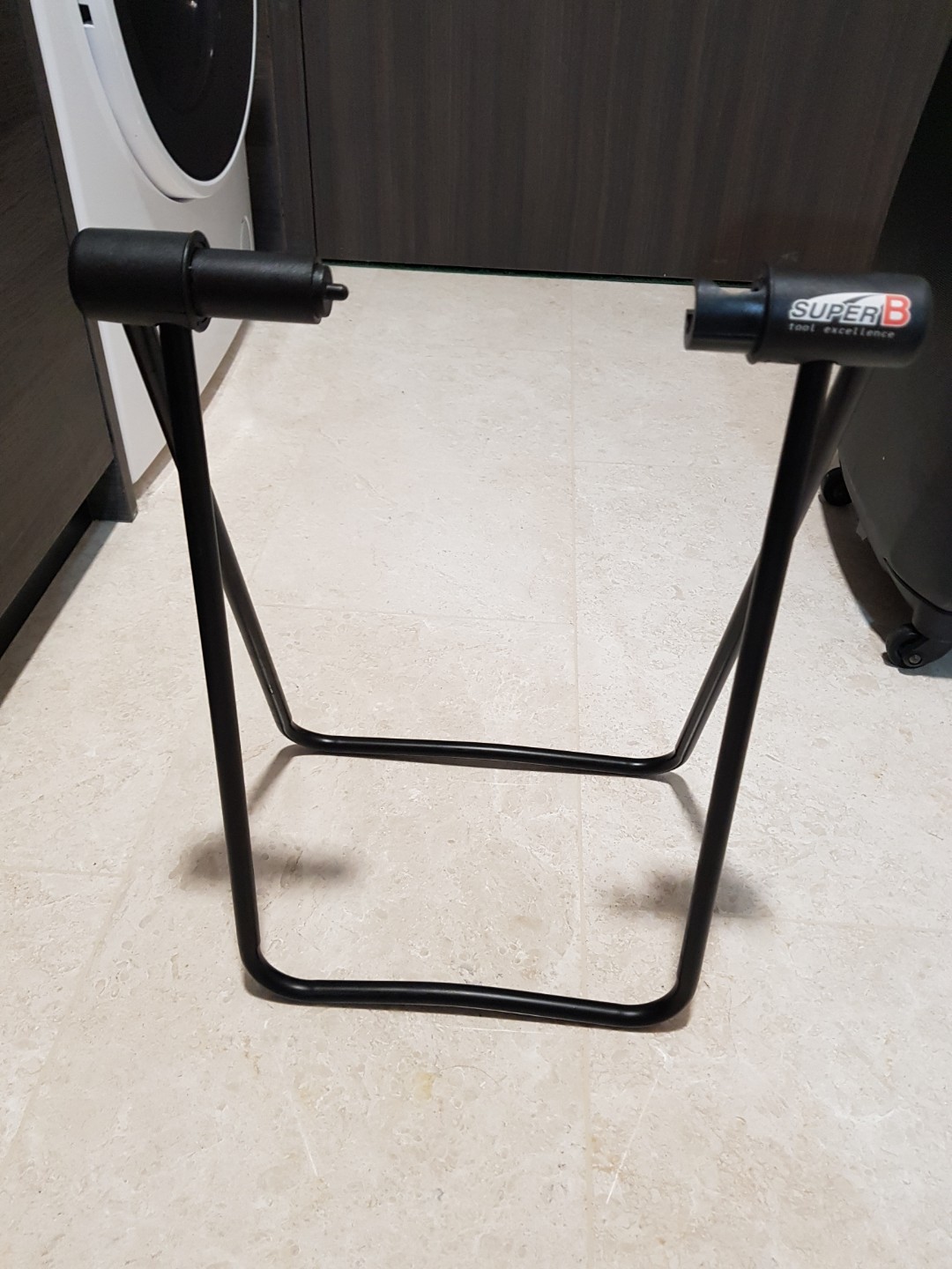 superb bike stand