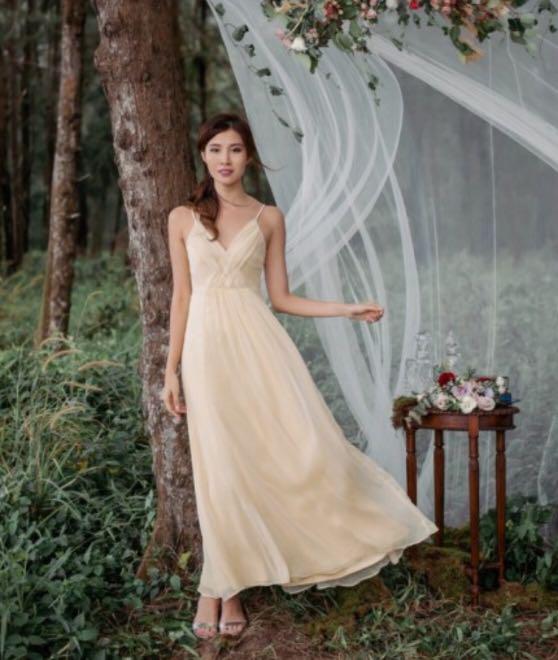 Thread Theory Belle From A Fairytale Maxi in Butter Size S, Women's  Fashion, Dresses & Sets, Dresses on Carousell