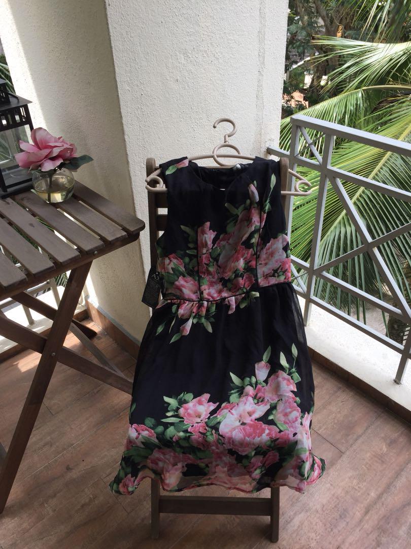 AX Paris Black Pink Floral Skater Dress UK10 Women s Fashion