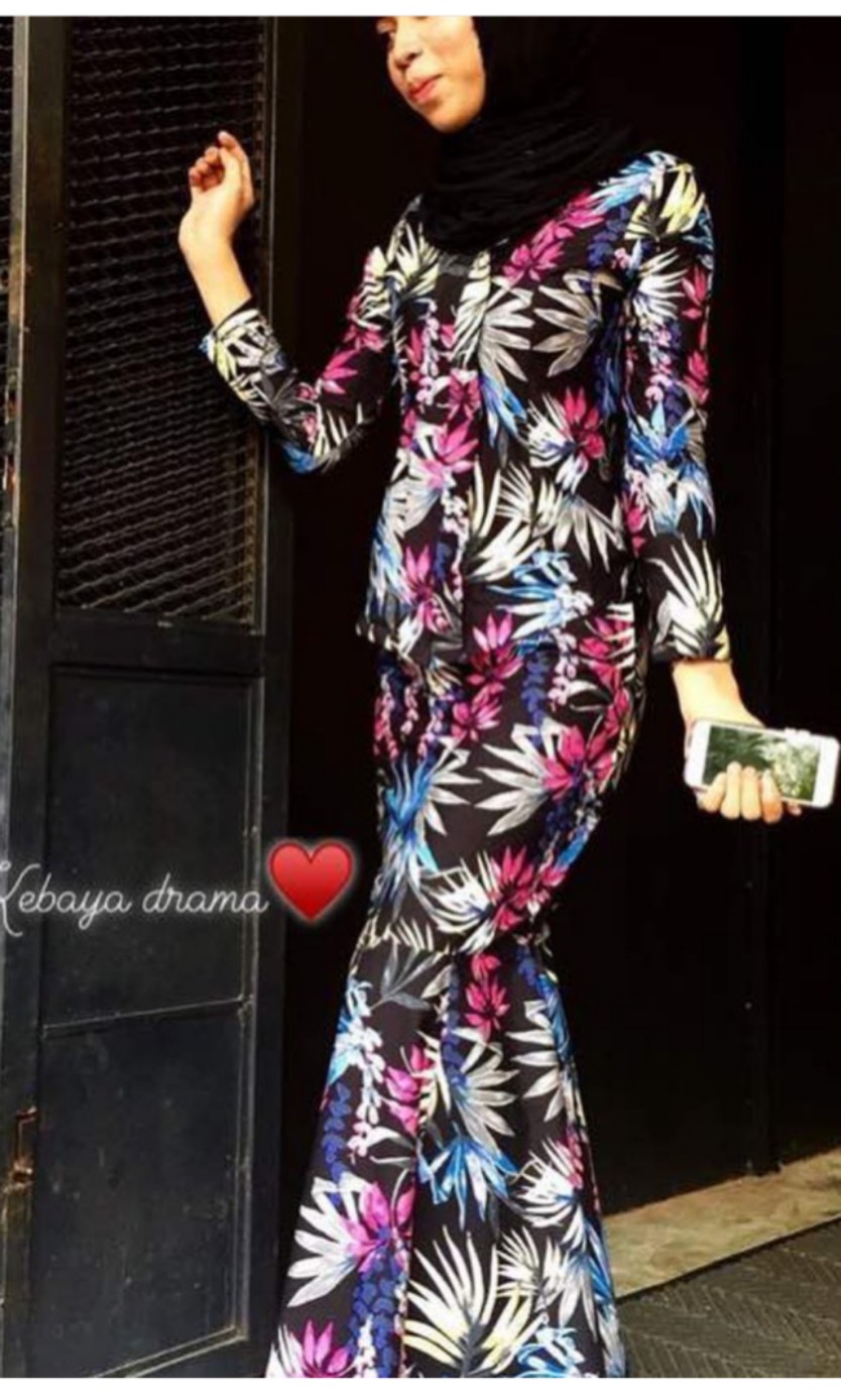 40 Trend Terbaru Model  Dress Kebaya Duyung  Pendek  Patty 