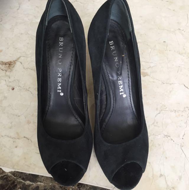 Bruno Premi Linea Heels Reprice Fesyen Wanita Sepatu di Carousell