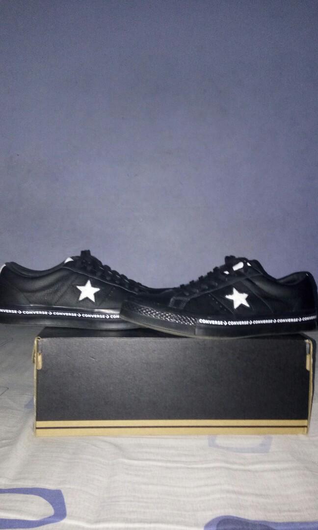 One star outlet pinstripe