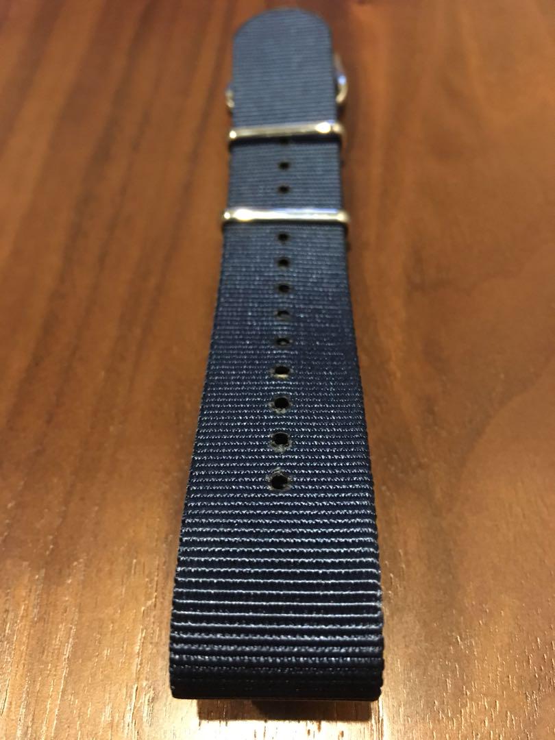 Crown and deals buckle premium nato