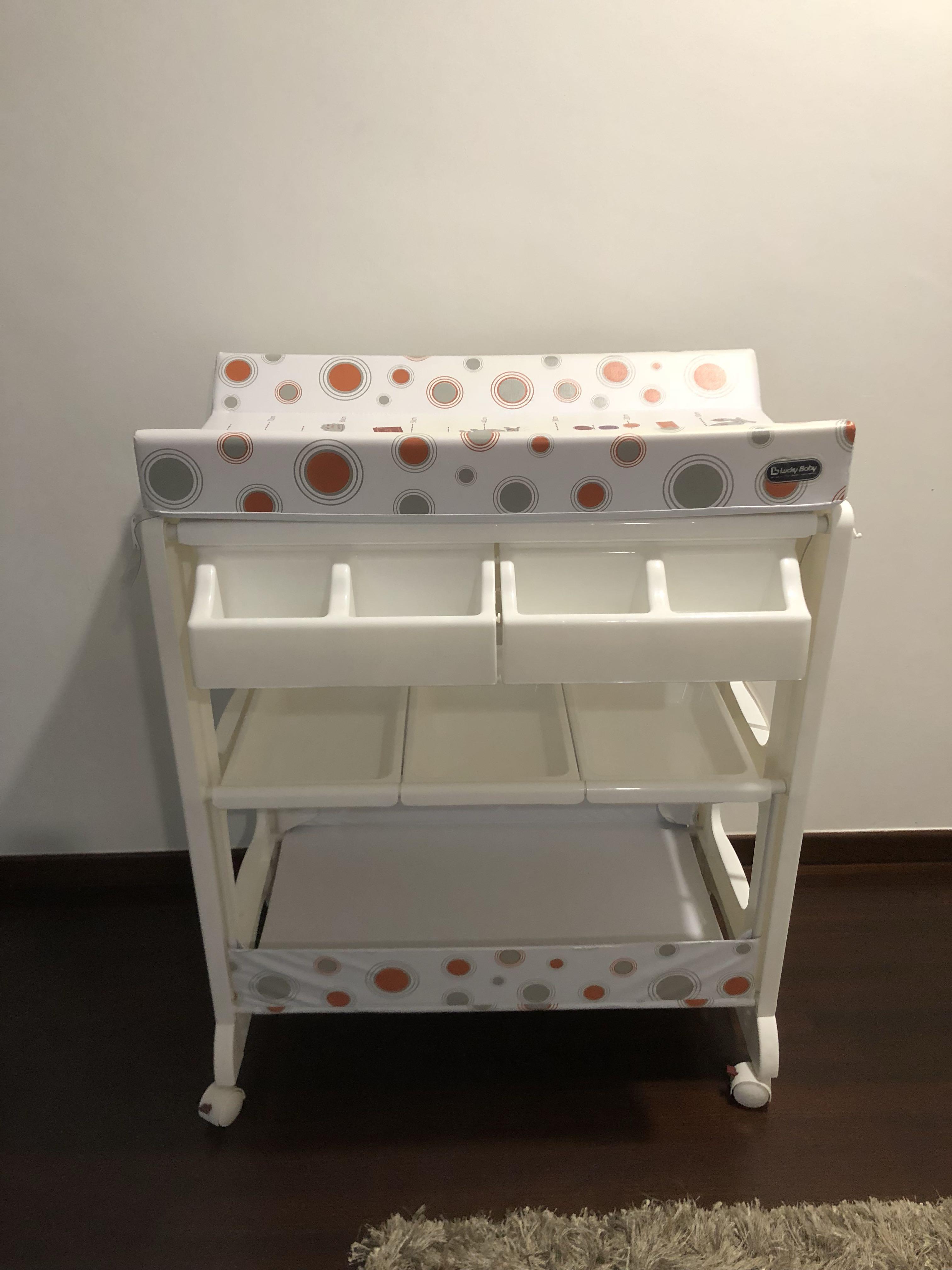 over bath changing unit