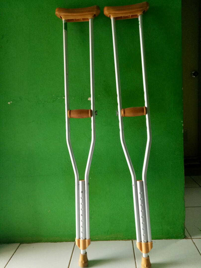 Tongkat Patah Kaki Kesehatan Kecantikan Parfum Kuku Lainnya Di Carousell