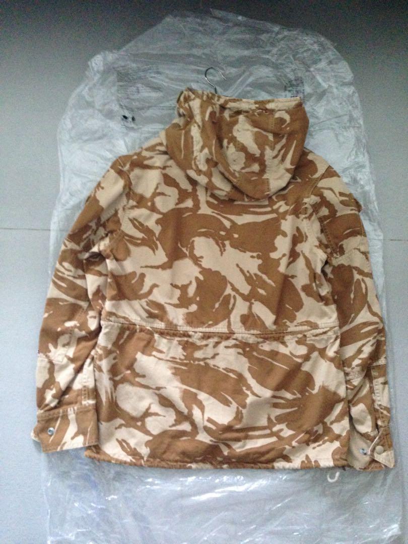 WTAPS Jacket (Medium) （分類：外套及戶外衣服）位於 Hong Kong。 由 roserose20102010 提交（商品編號 176479712，圖片 2）。簡介： 。