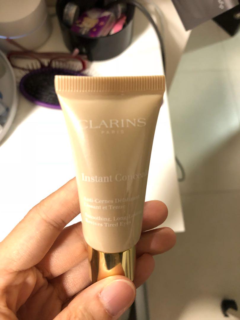 clarins concealer 02