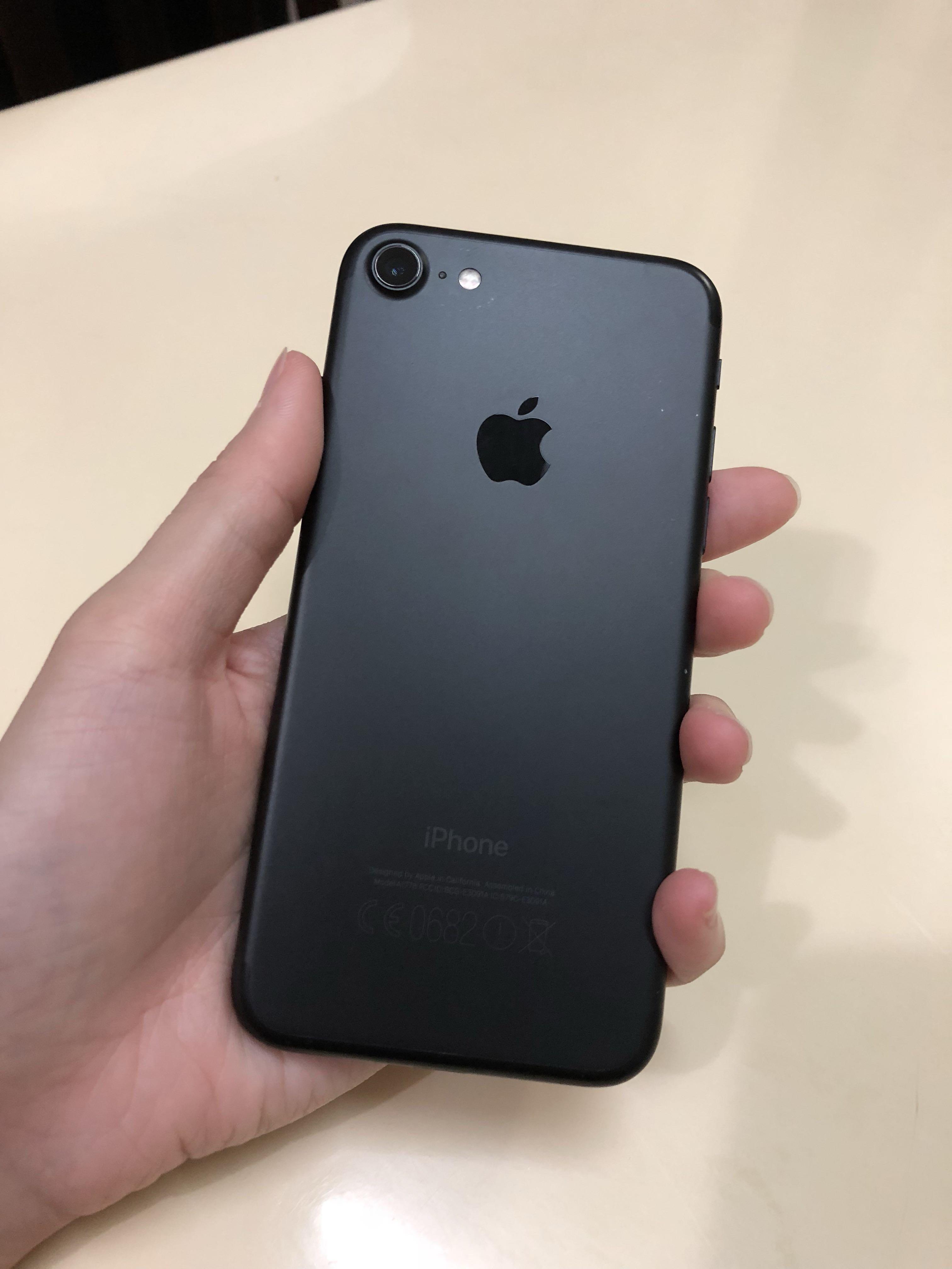 Apple iPhone 7 Matte Black (32GB)