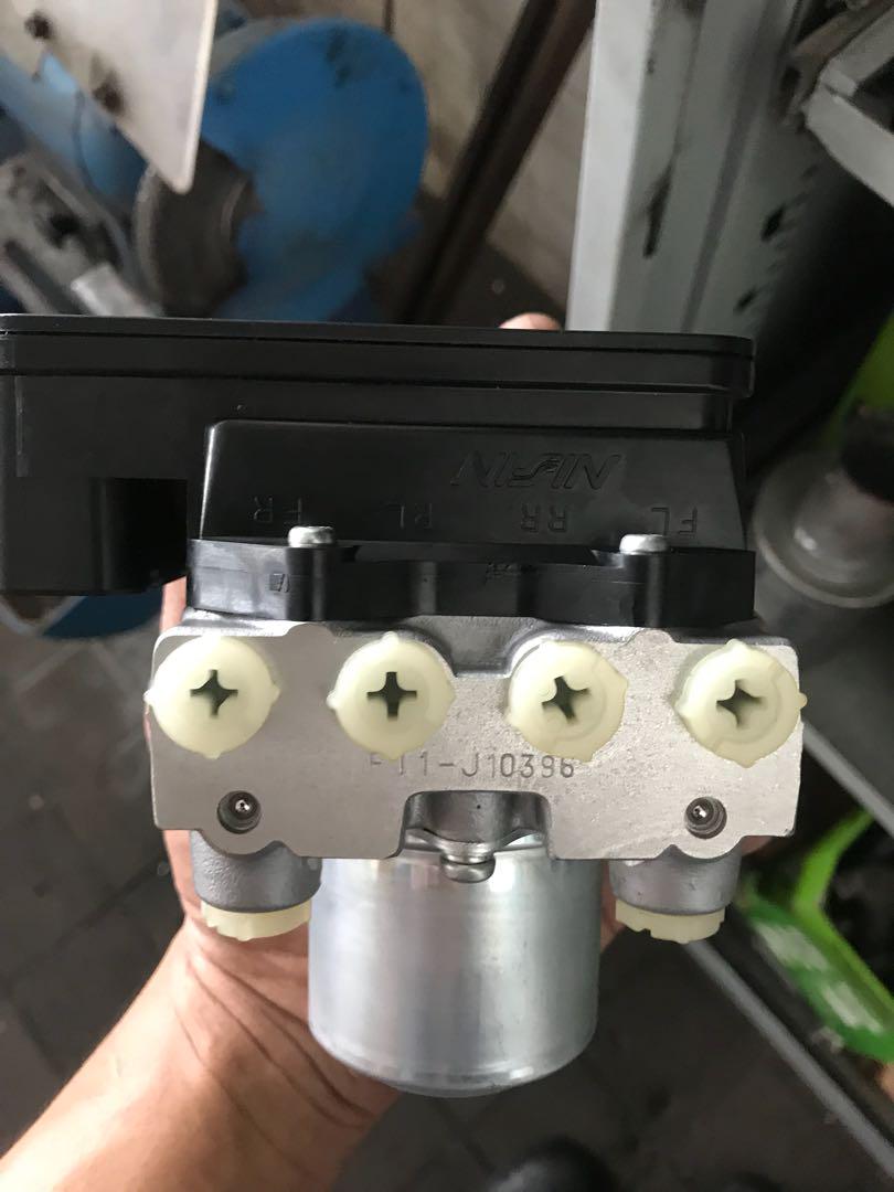 car VEZEL ABS pump Brake system Part Number T7JH1 Braking System