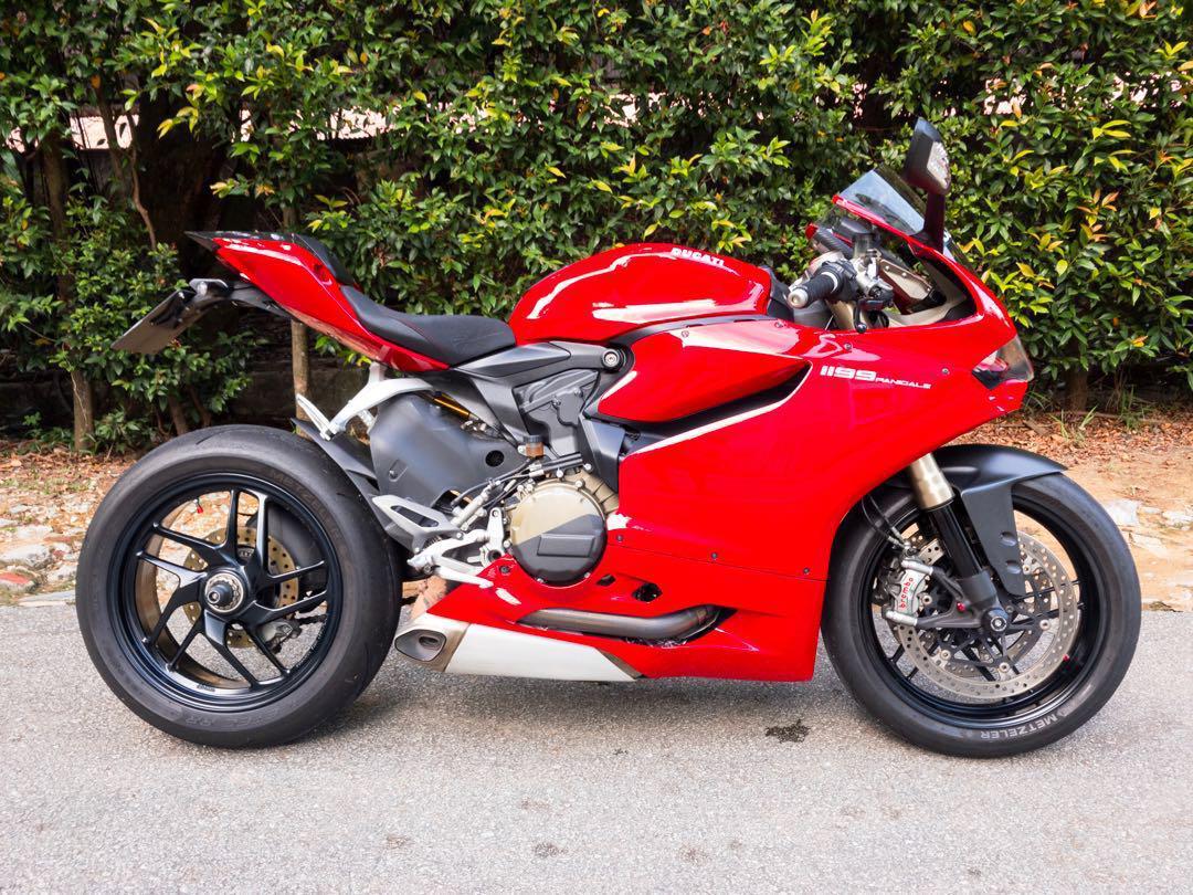 Ducati 929 panigale sale