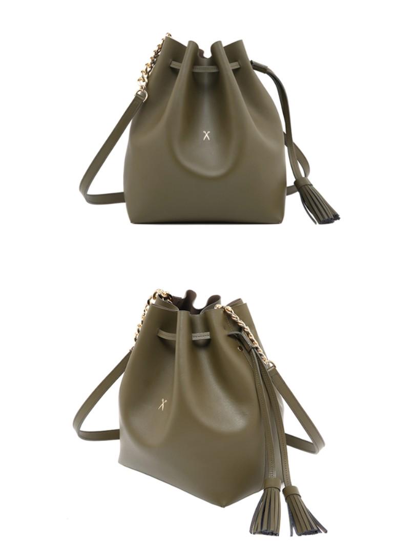Joseph & Stacey OZ Bucket Bag -- a real life review.