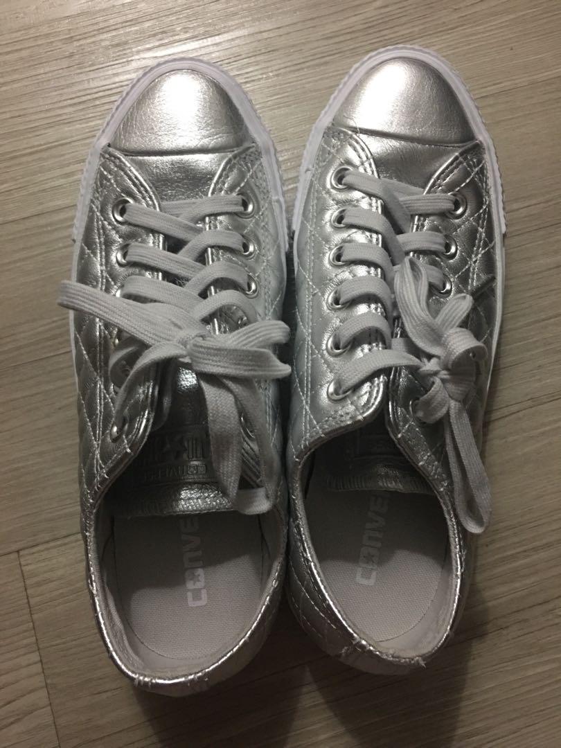 ladies silver leather converse