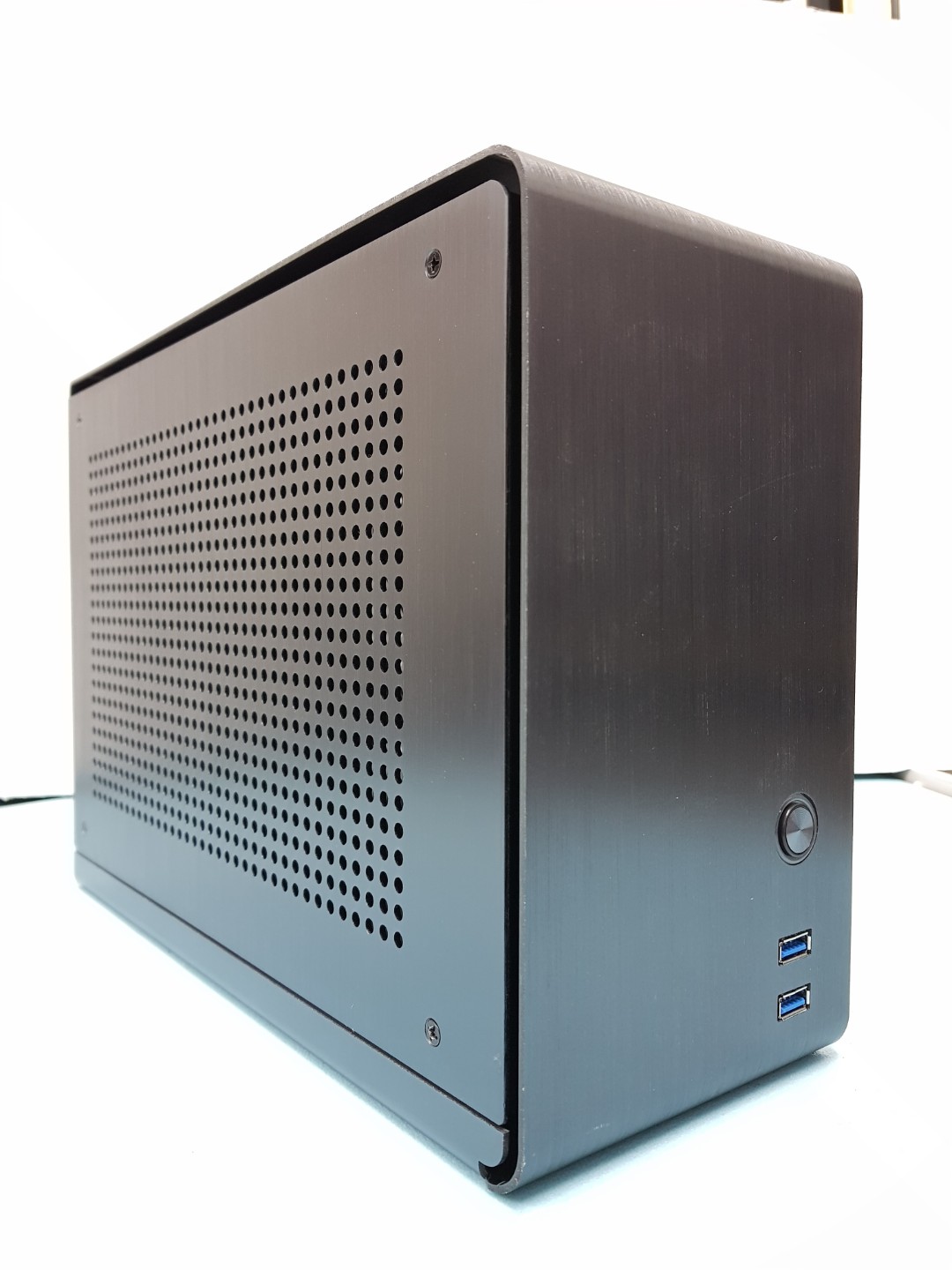 mini_pc_case__1530111808_b3b0e8da.jpg