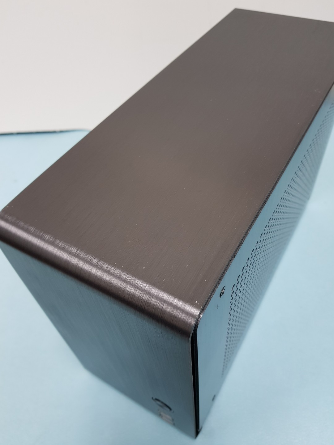 mini_pc_case__1530111808_c2d873c6.jpg