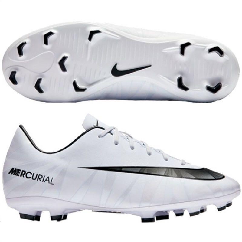size 6c soccer cleats
