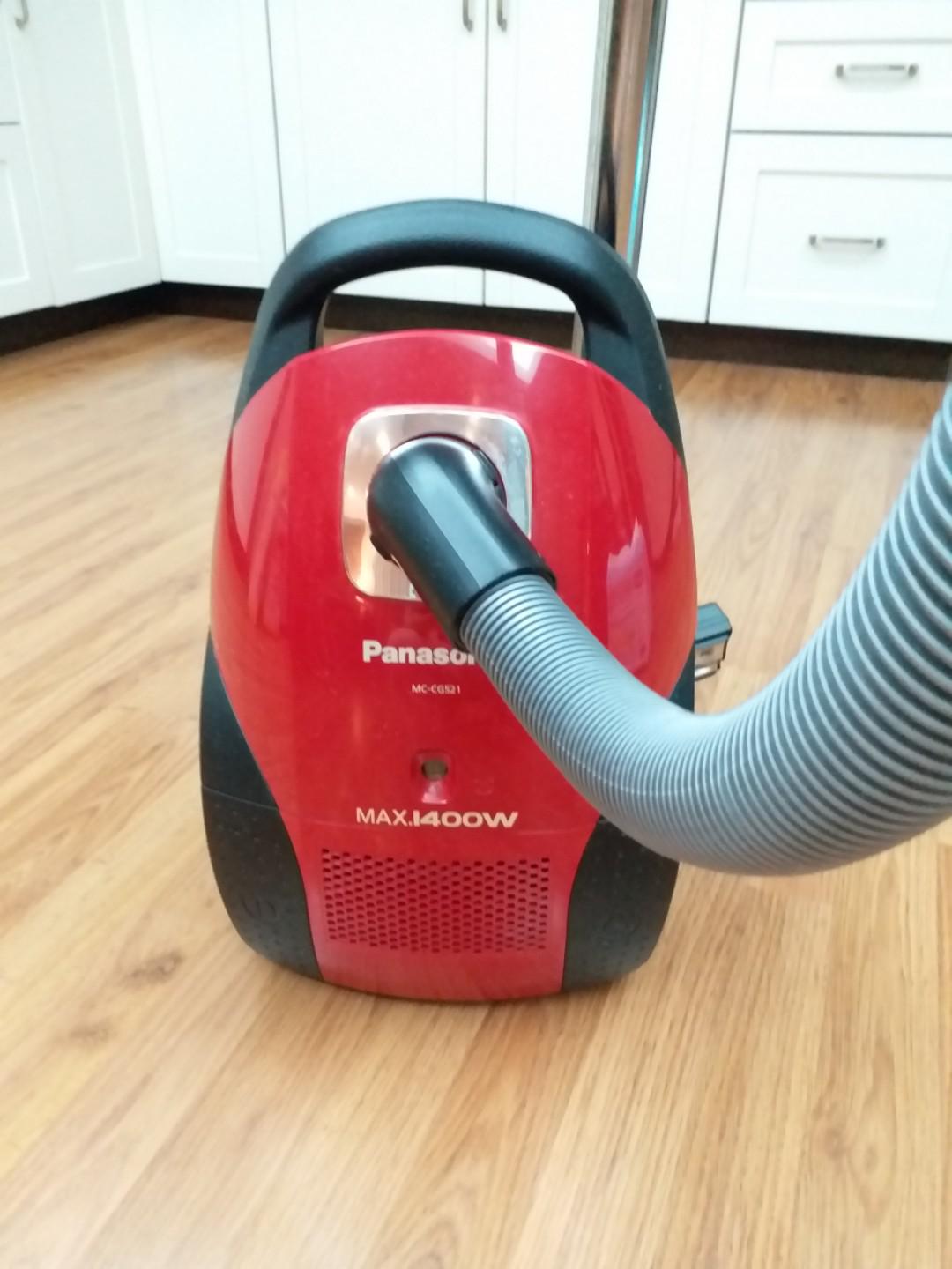 Panasonic Vacuum Cleaner, TV & Home Appliances, Vacuum Cleaner