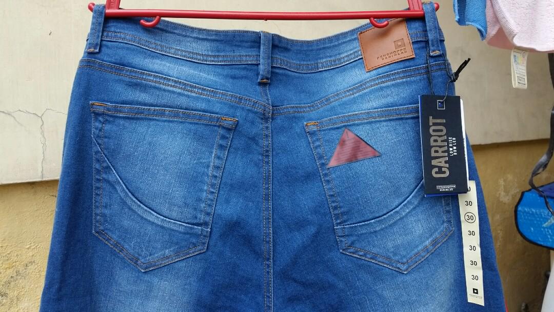 Penshoppe Carrot Fit Jeans, Men's 