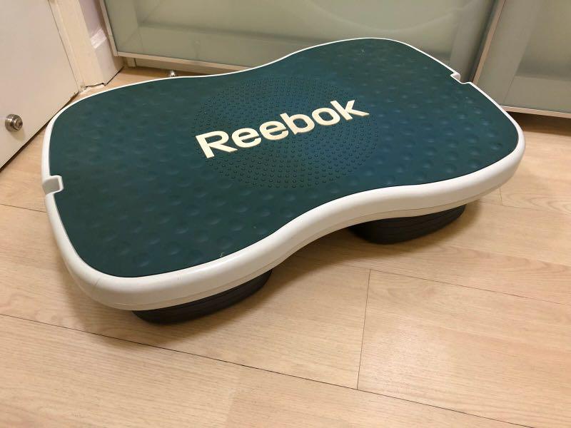 Tilsætningsstof forsigtigt smække Reebok Easytone Step 氣墊踏板, 運動產品, 運動與健身, 運動與健身- 有氧健身器材- Carousell