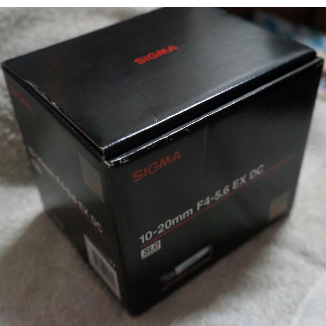 Sigma 10-20mm F4-5.6 EX DC ( A-mount ) (Category: Lens & Kits) located in Manila. Submitted by code6 (Listing ID 176686258, Image 1). Description: rare Sony A-mount super wide angle lens used only once for a project.