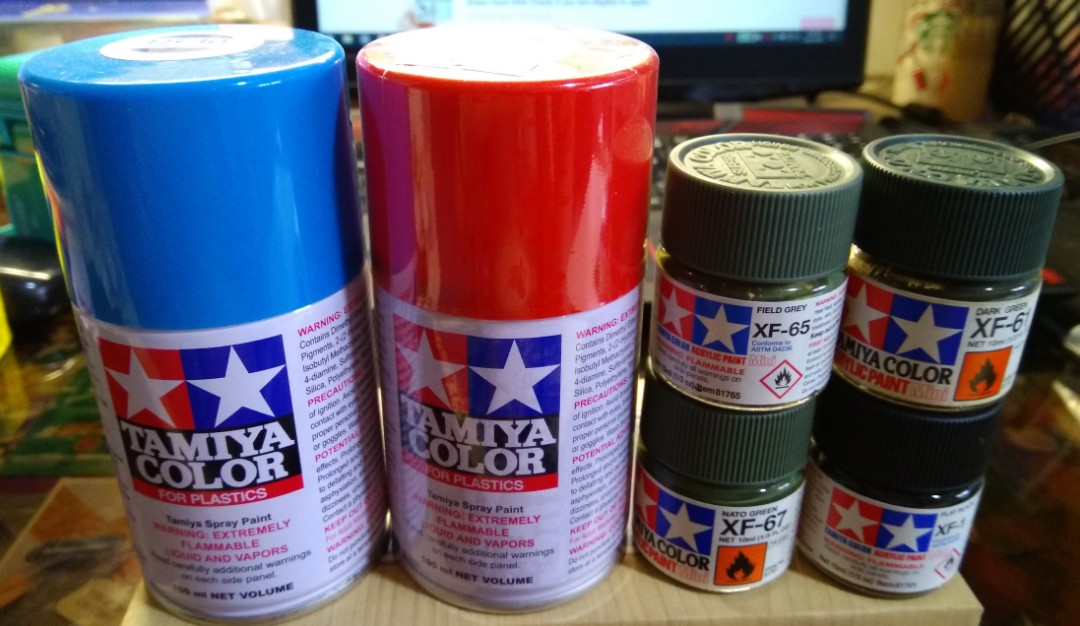 Tamiya spray paint, Hobbies & Toys, Stationery & Craft, Craft Supplies