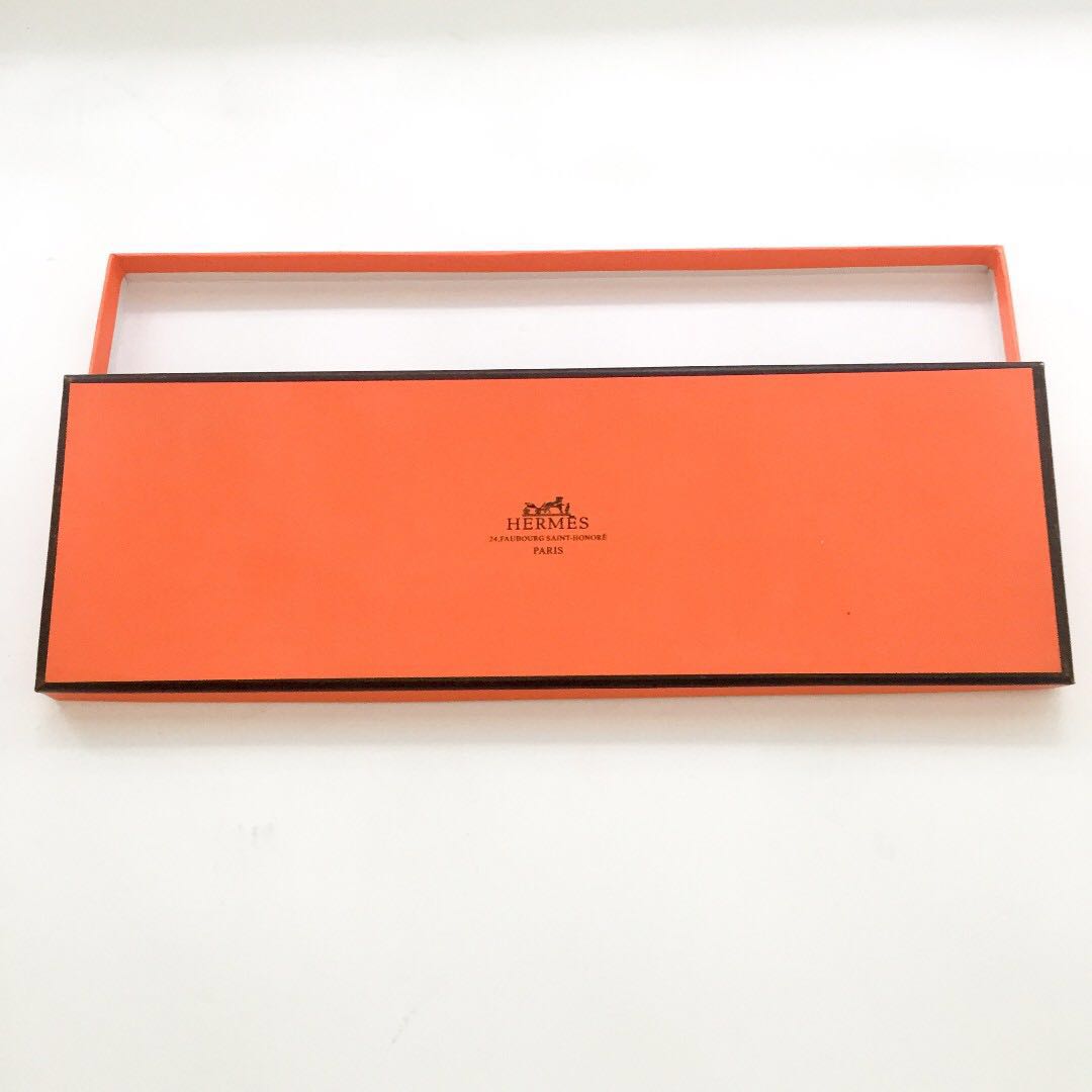 Very Rare Auth Hermes Paris Faubourg Saint Honore Fsh Empty Box Tie Box Luxury Accessories Others On Carousell Get the best deal for hermès 24 faubourg fragrances from the largest online selection at ebay.com. very rare auth hermes paris faubourg saint honore fsh empty box tie box