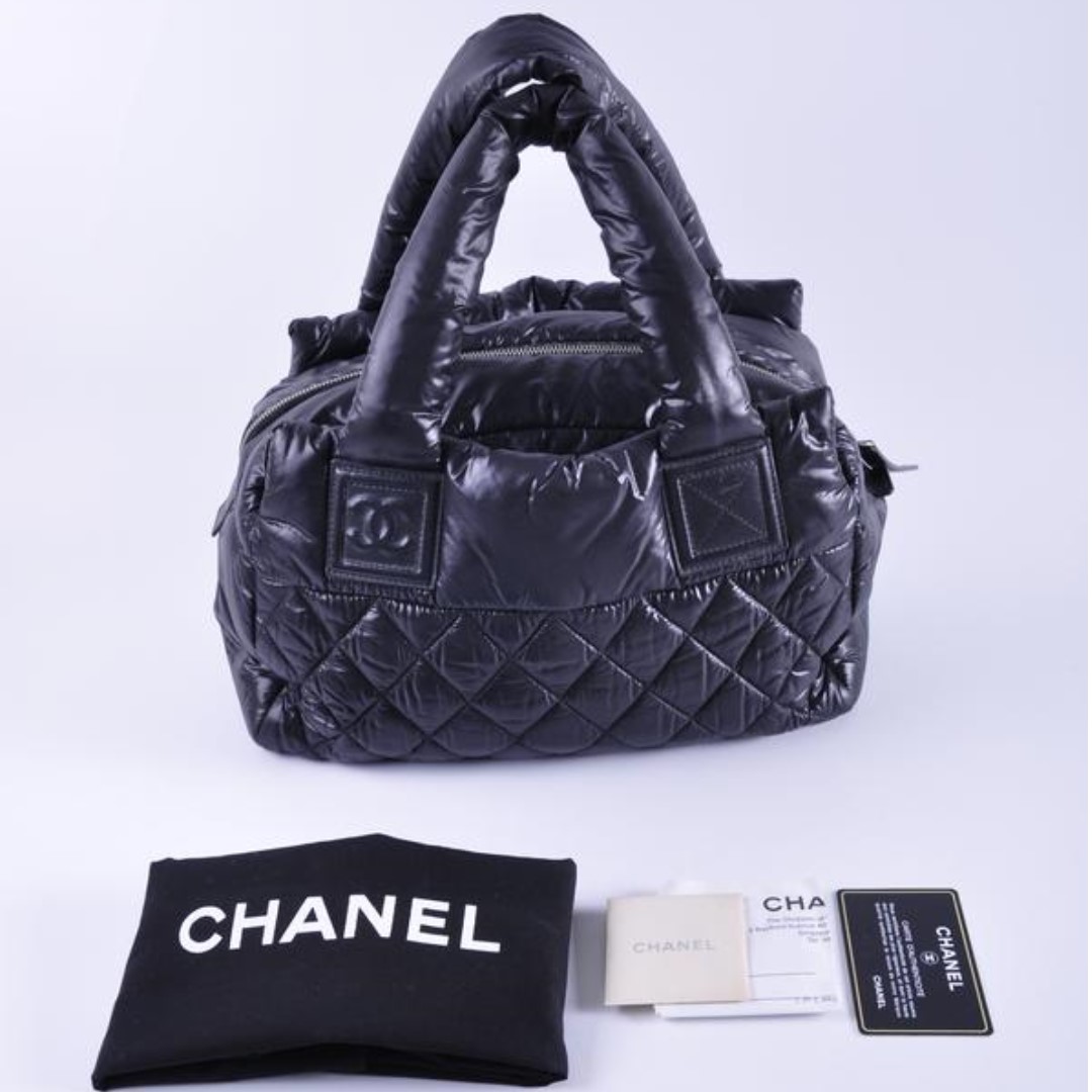 AUTHENTIC Chanel Coco Cocoon Medium Tote Bag, Luxury, Bags & Wallets on  Carousell