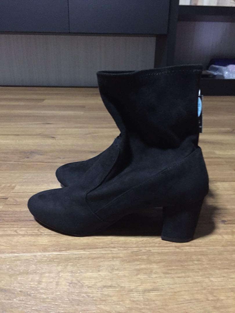 velvet short boots