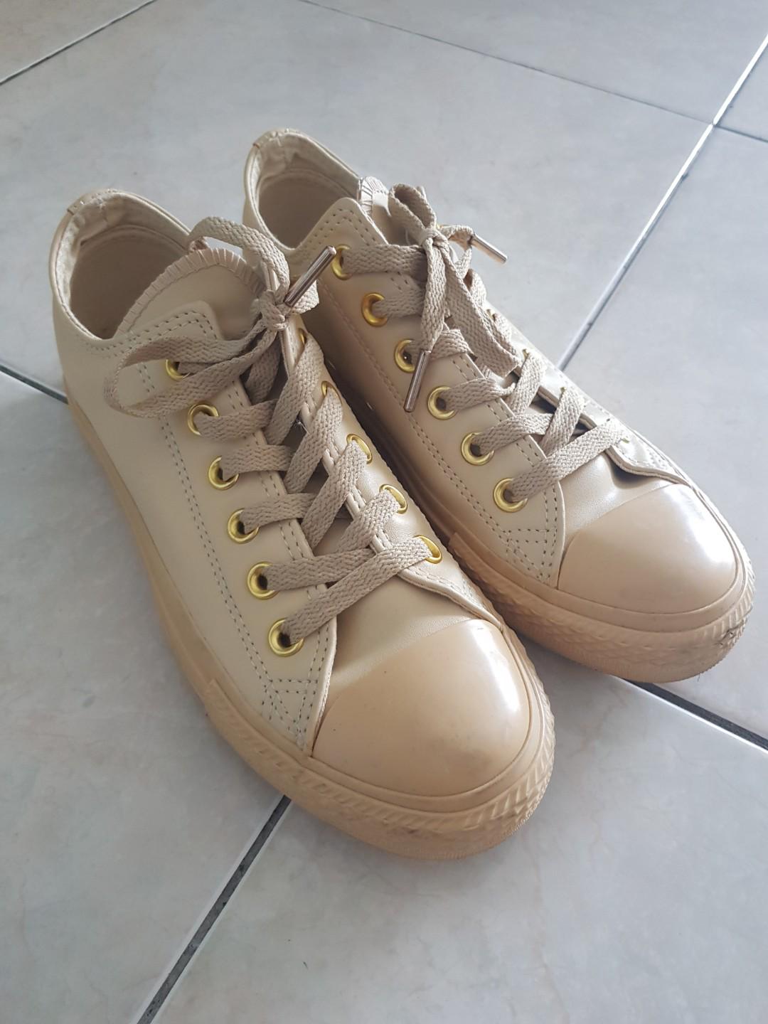 converse anis converse anis