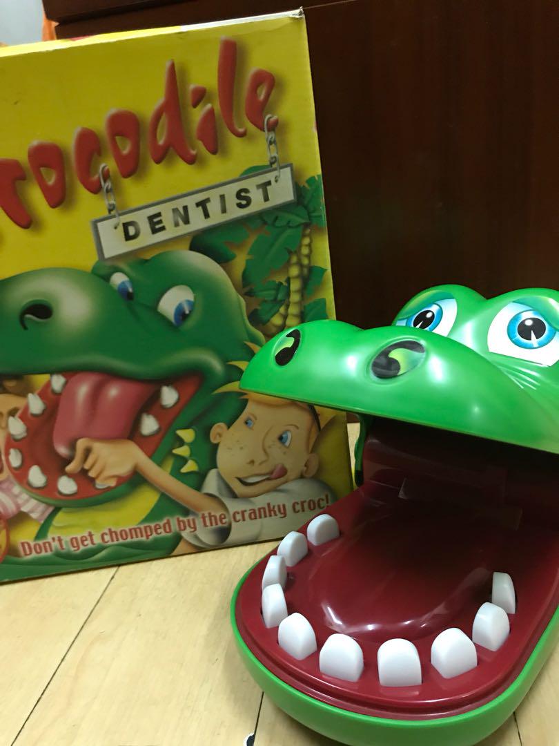 crocodile dentist toy