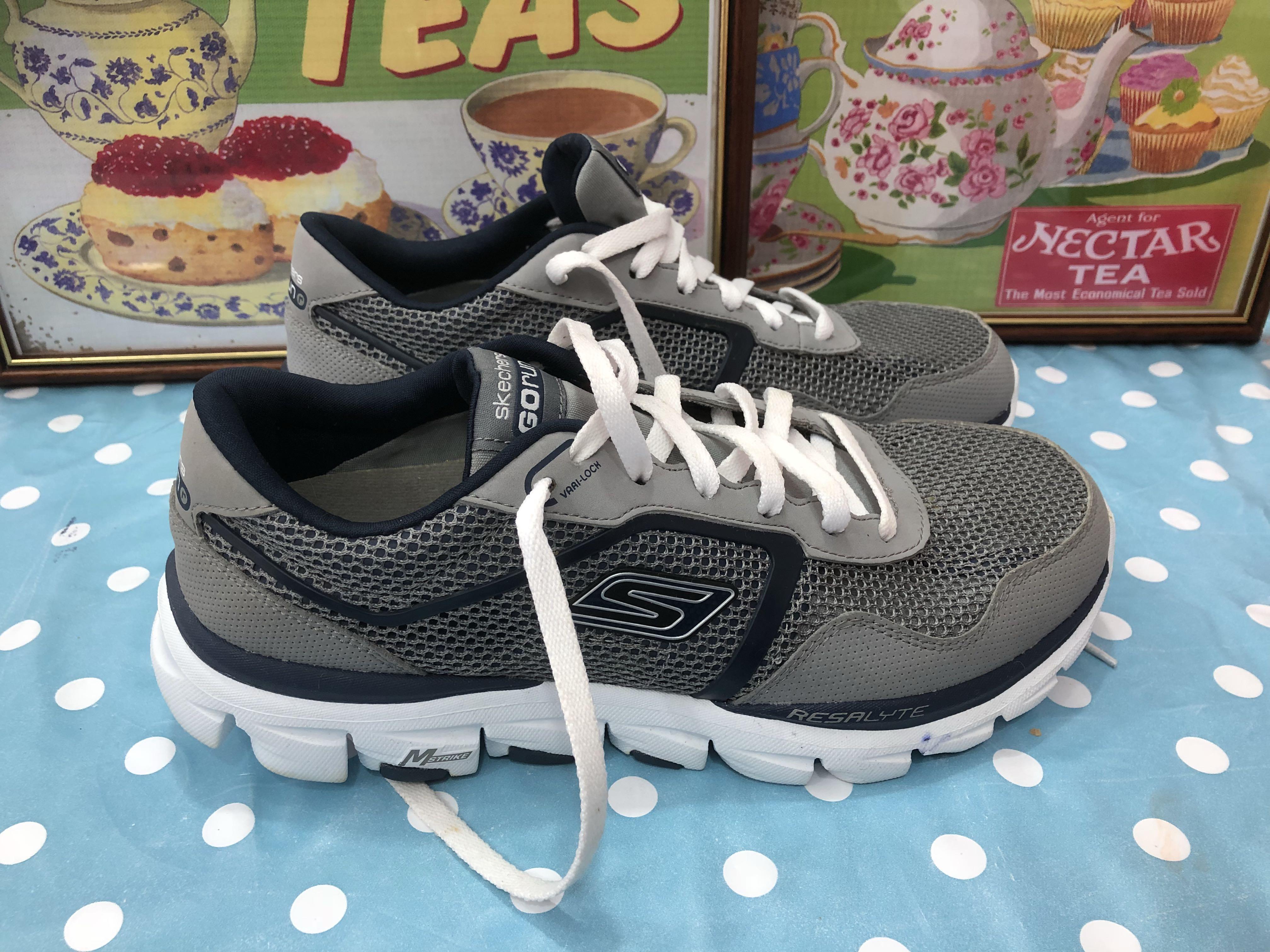 kasut skechers running