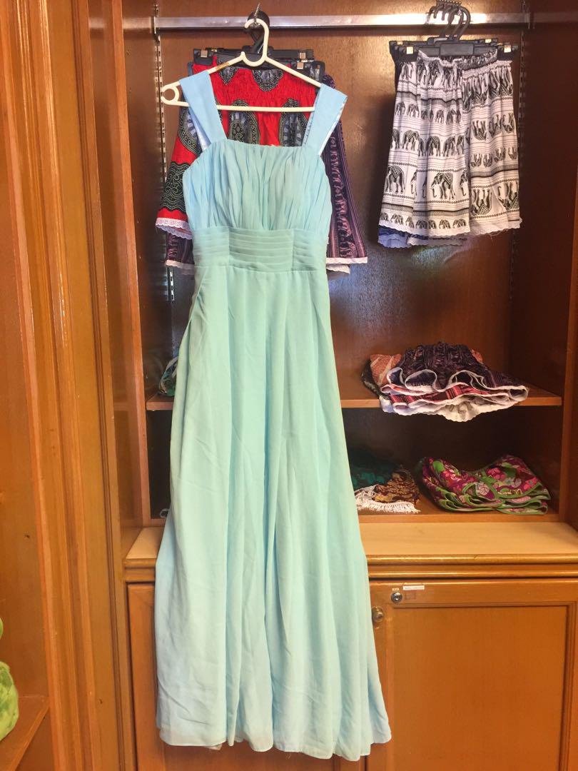 Long dresses (Category: Dresses) located in Kota Kinabalu. Submitted by multi_store333 (Listing ID 176794792, Image 3). Description: .