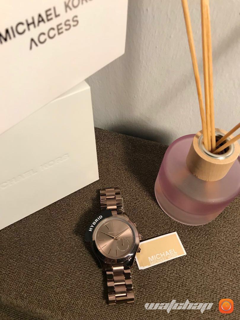 Michael kors slim on sale runway ip hybrid smartwatch