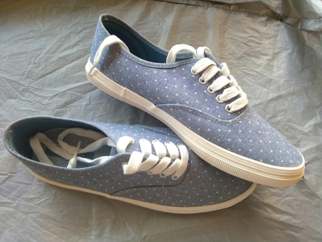payless converse sneakers