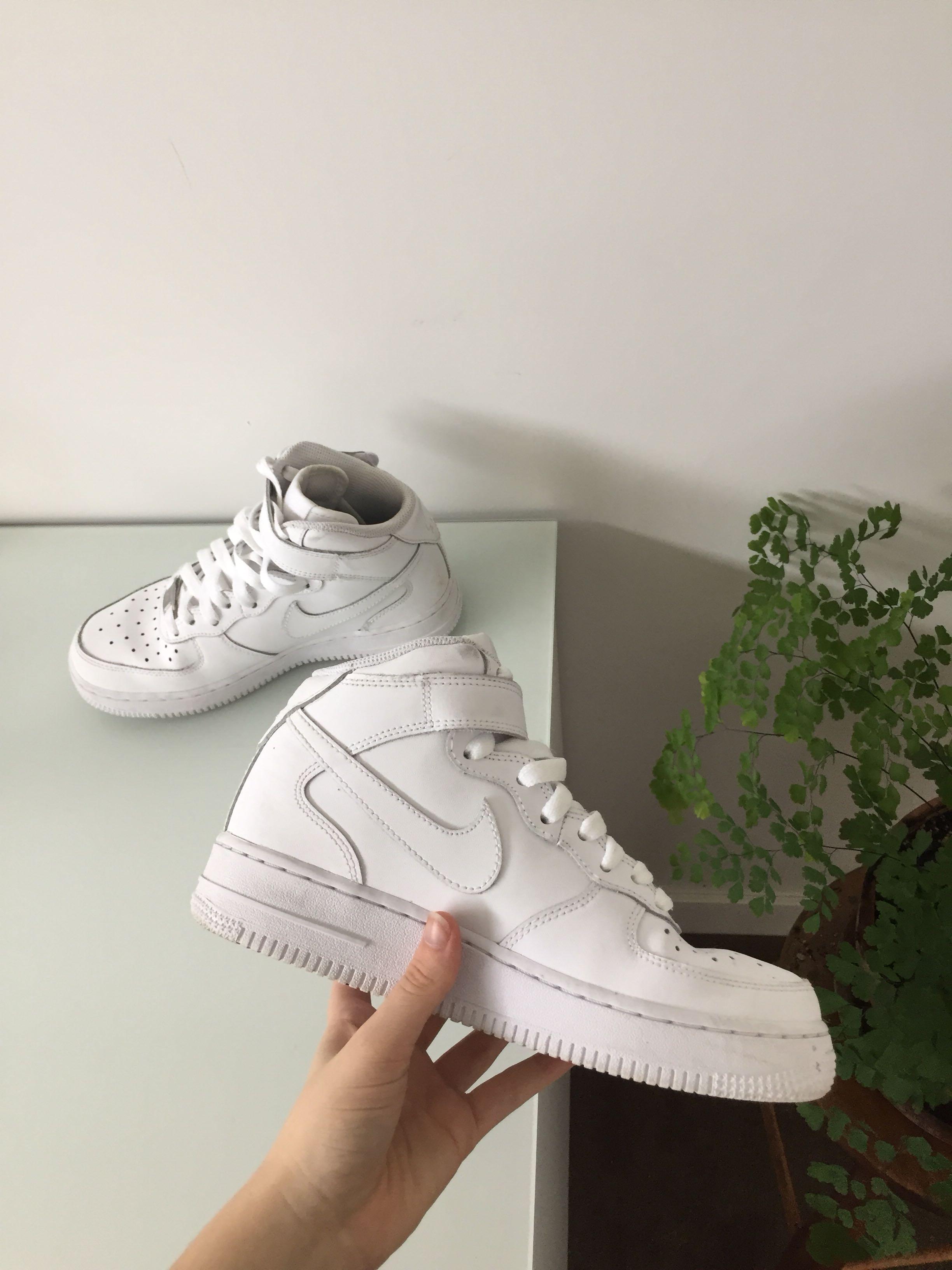 mid rise nike air force 1
