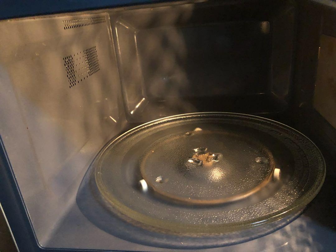 Panasonic Microwave Oven NNST342W, TV & Home Appliances, Kitchen