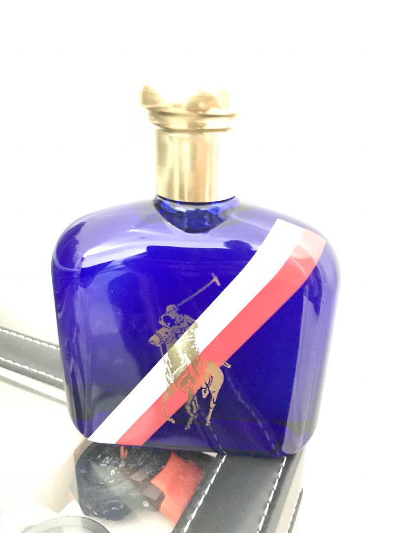 Polo red white top and blue cologne