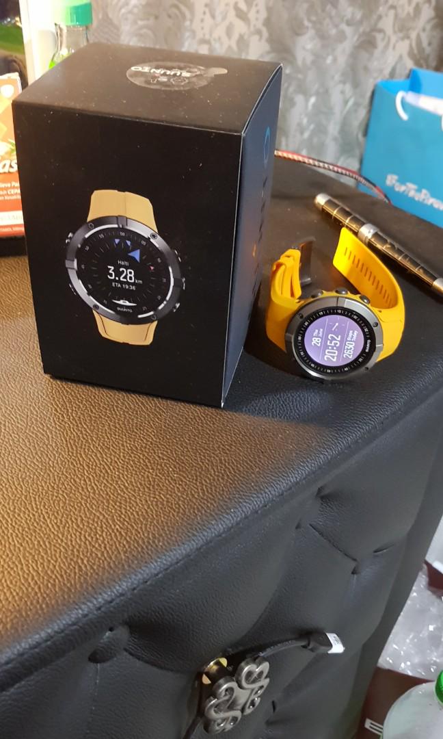 Suunto spartan trainer wrist hr amber deals