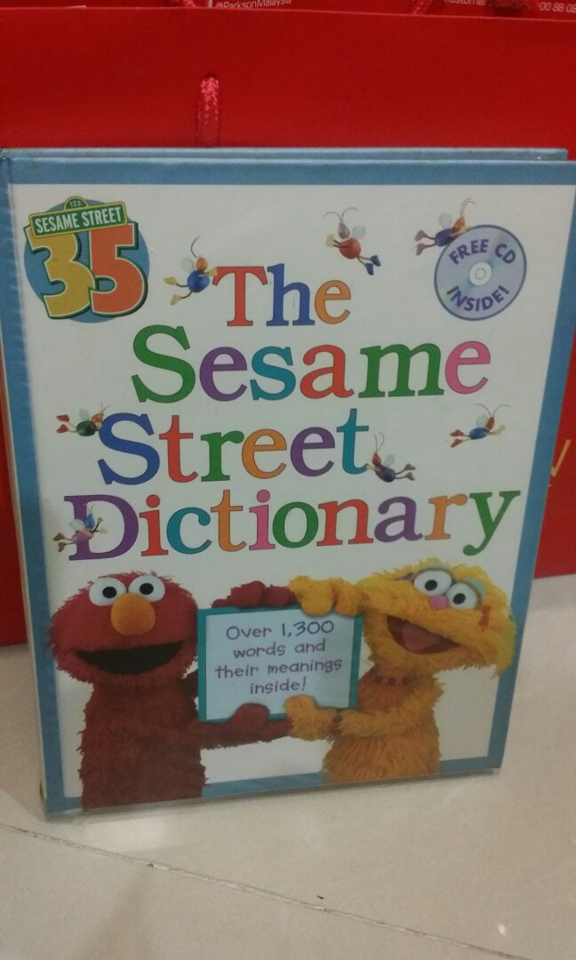 The Sesame Street Dictionary, Hobbies & Toys, Books & Magazines