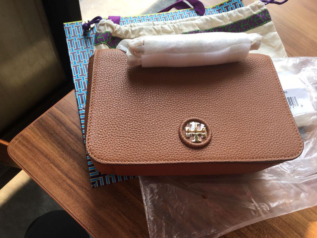 Tory burch whipstitch logo adjustable chain crossbody top