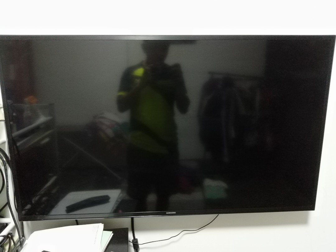 Second hand smart tv 43 inch clearance