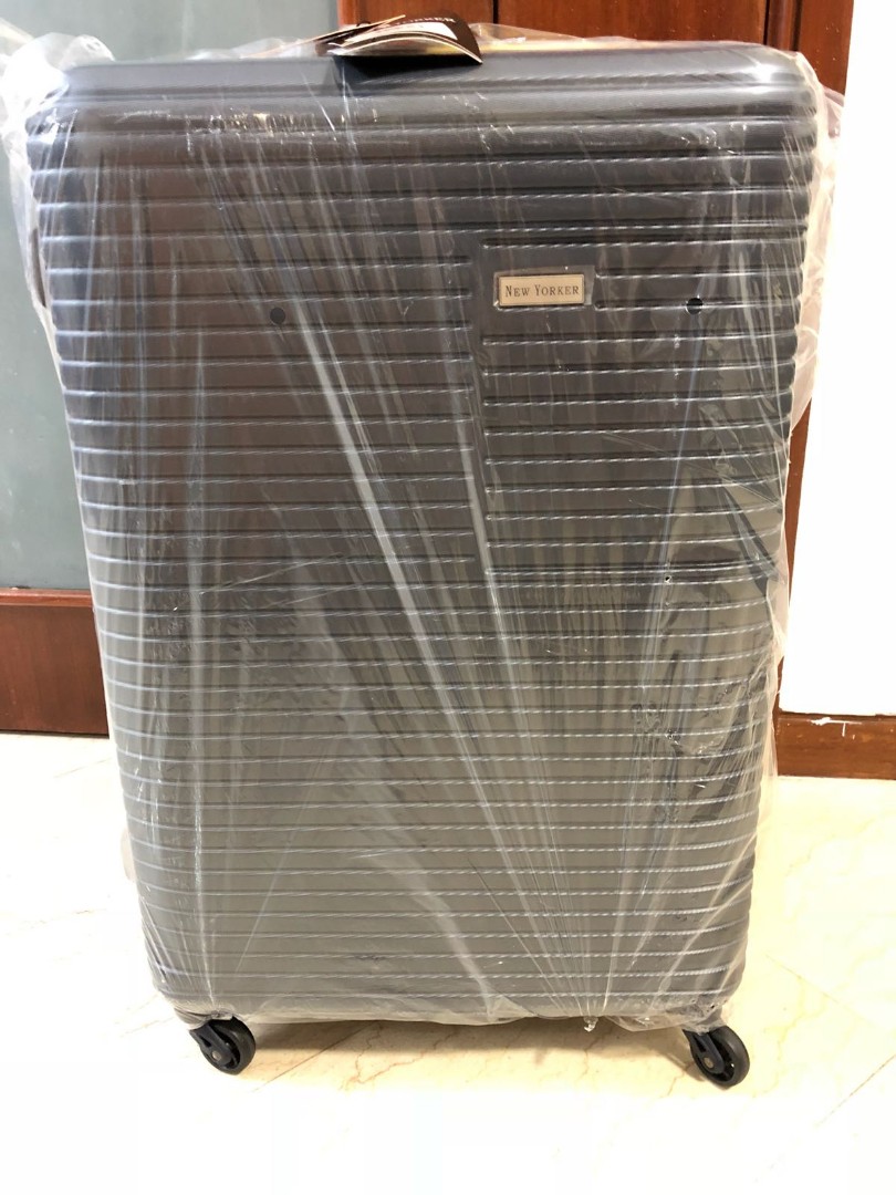 new yorker luggage 28 inch
