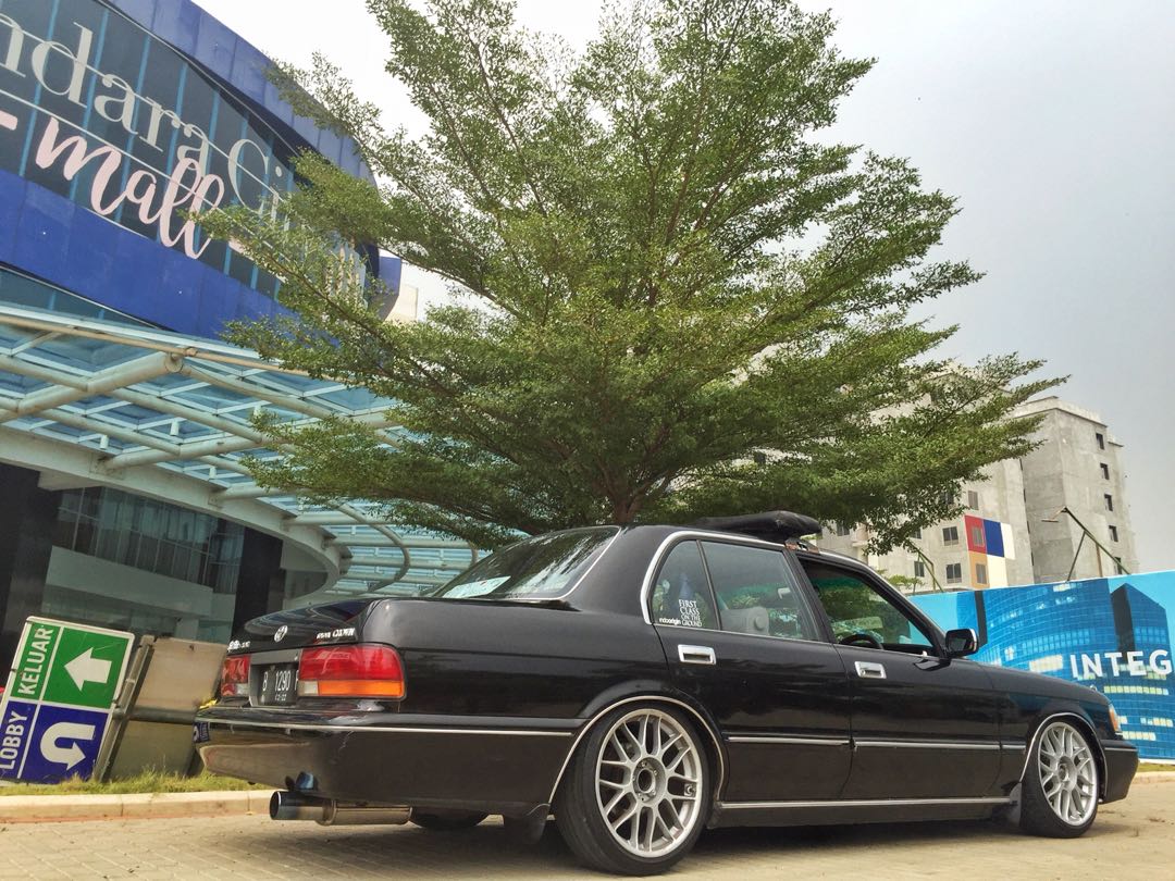 4sale Toyotq Crown 94 Mobil Motor Mobil Untuk Dijual Di Carousell