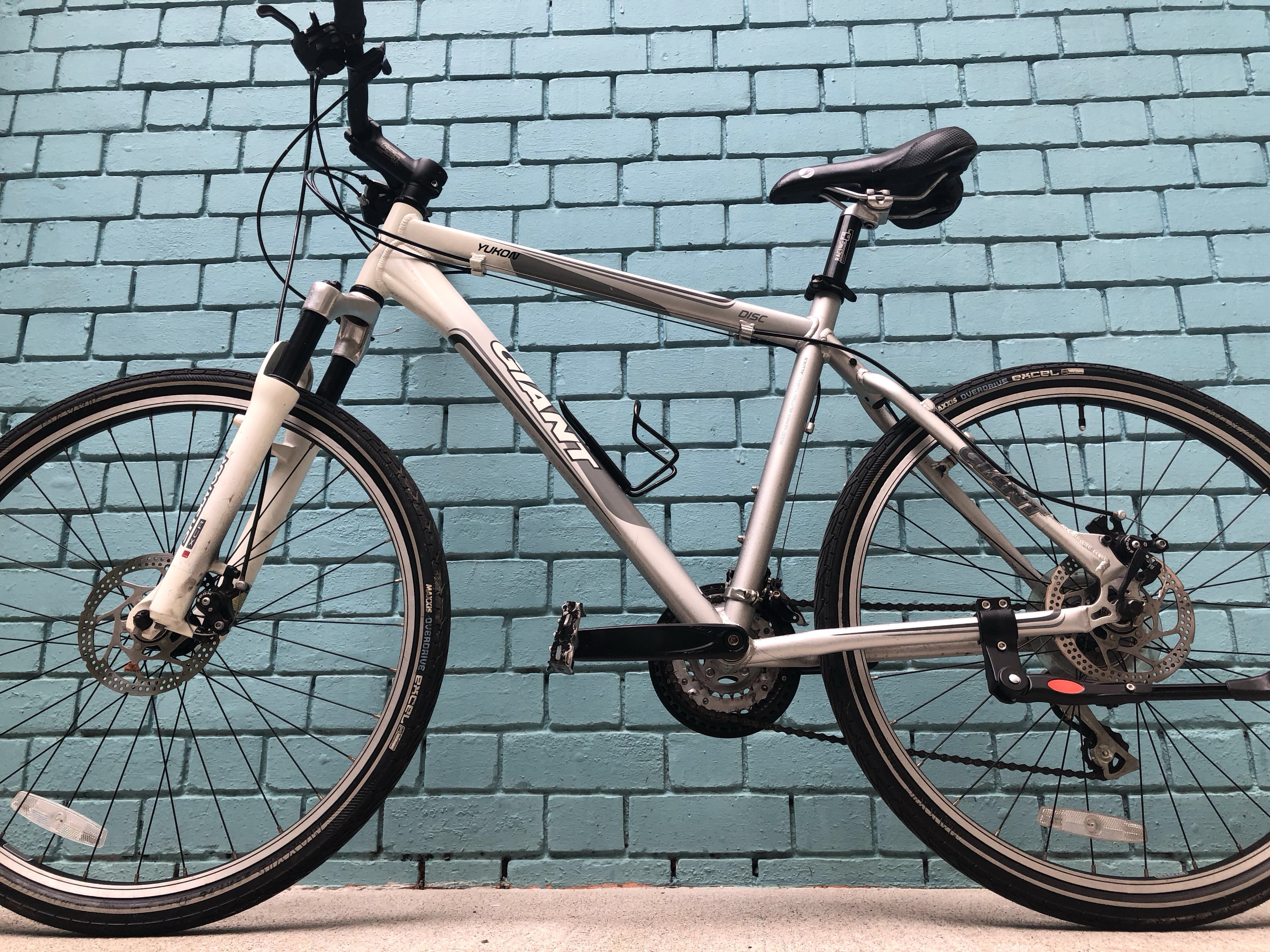 Giant aluxx 6000 hybrid shop