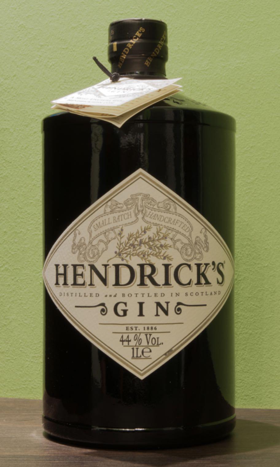 Hendricks gin 1 litre, Food & Drinks, Alcoholic Beverages on Carousell
