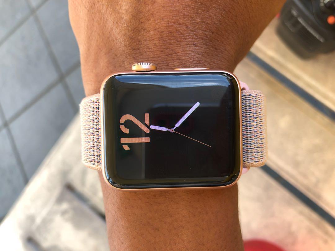 Iwatch series 3 42mm Gold Aluminium GPS Cellular Mobile Phones