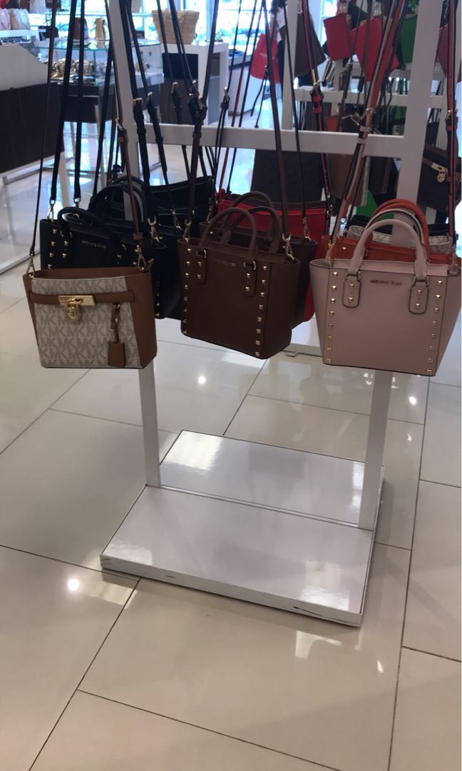 michael kors hamilton traveler bag
